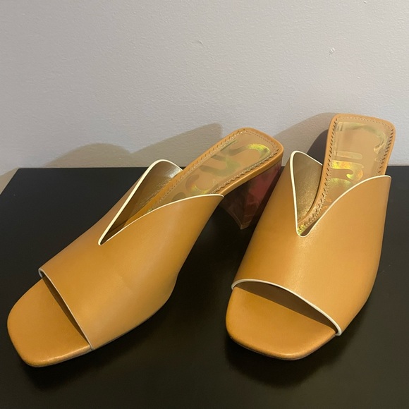 ❌SOLD❌ Circus by Sam Edelman Slides - Picture 2 of 6